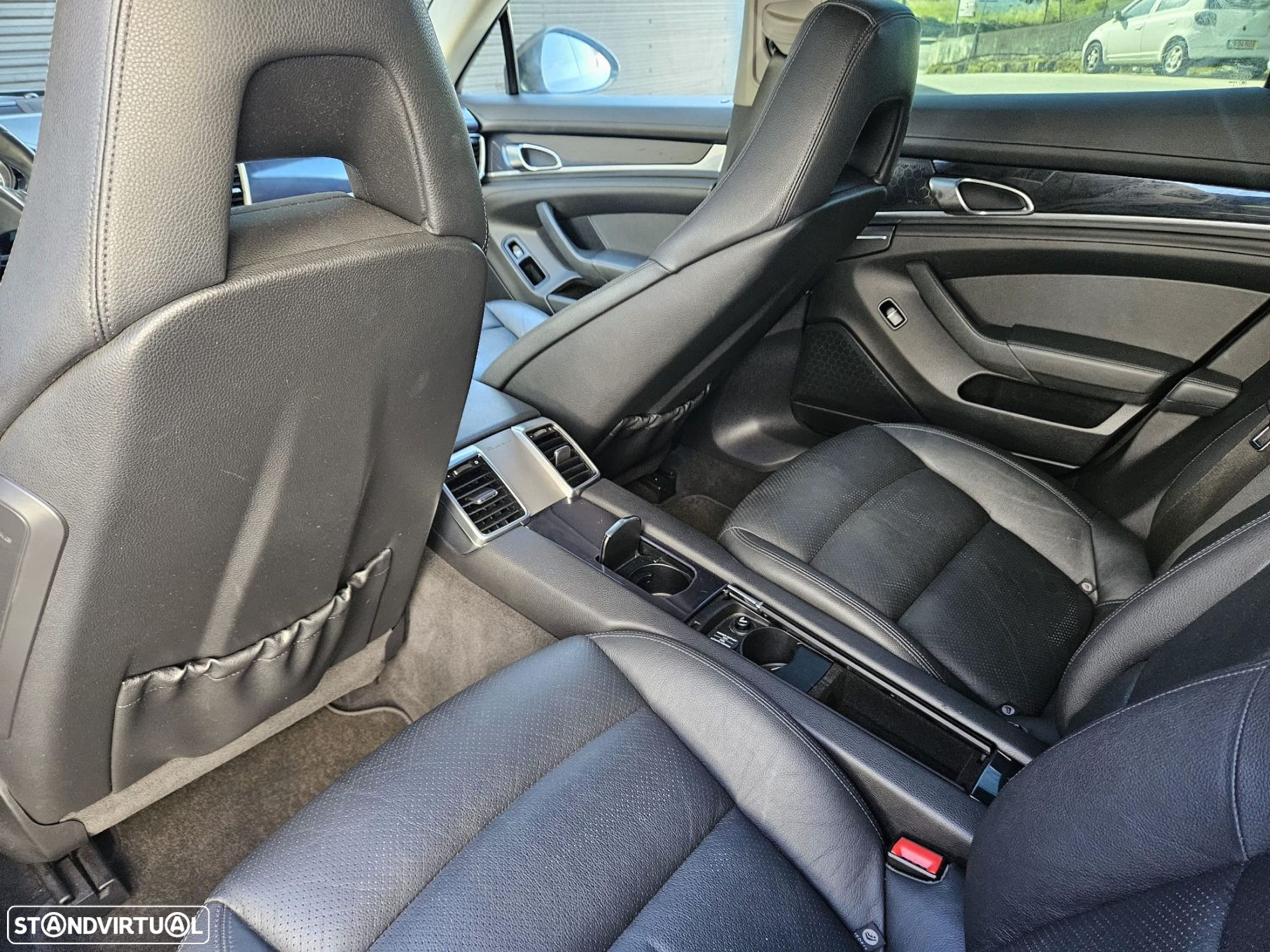 Porsche Panamera Standard - 45