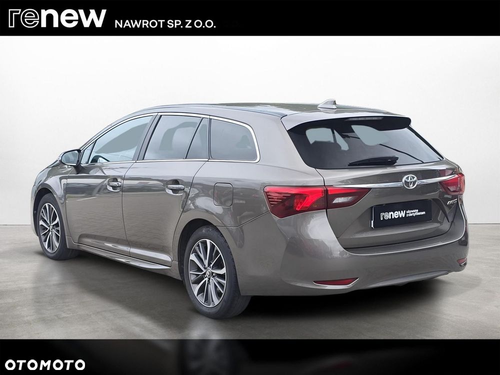 Toyota Avensis - 3