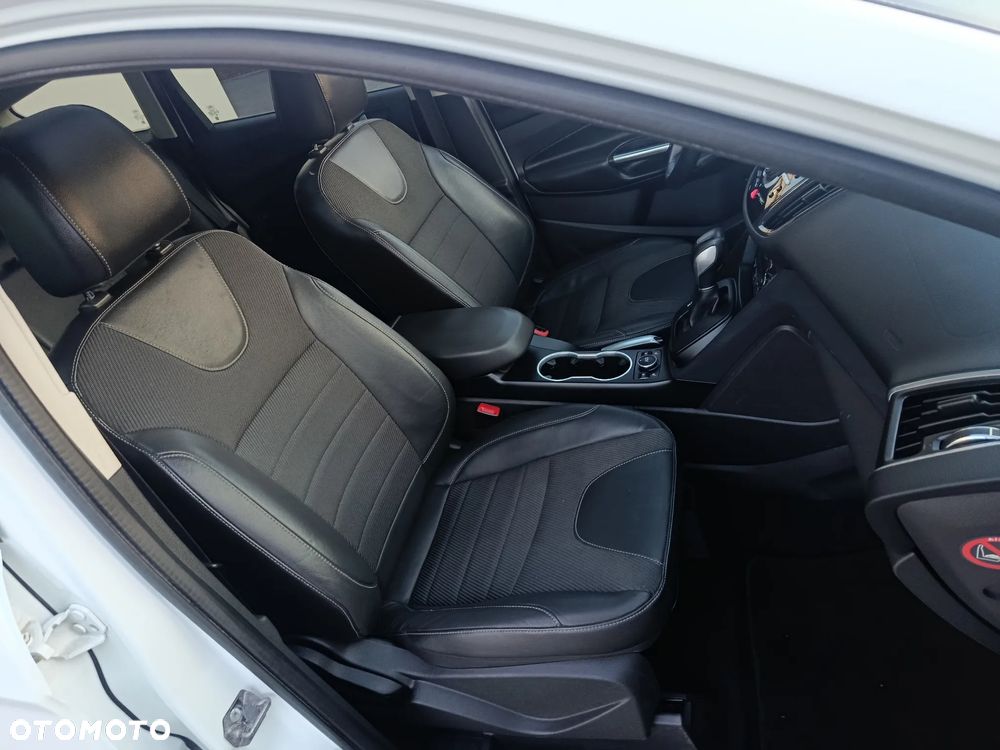 Ford Kuga 2.0 TDCi Titanium MPS6 - 27