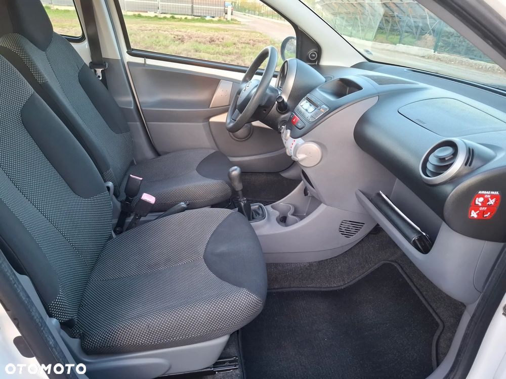 Toyota Aygo Cool - 8