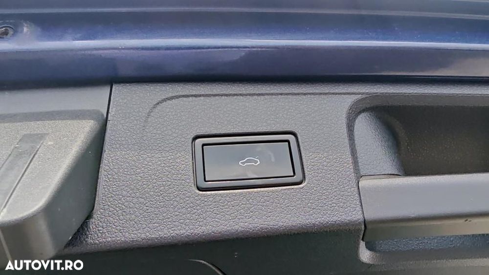 Volkswagen Passat - 35