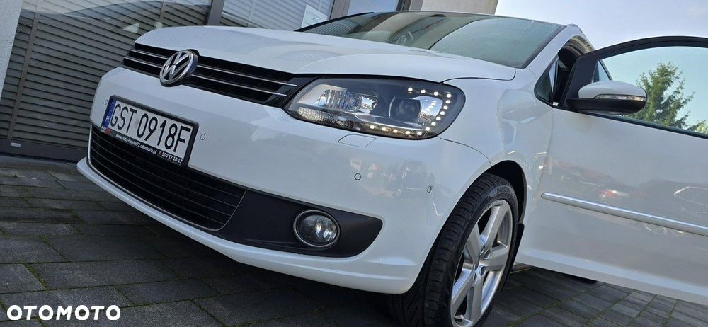 Volkswagen Touran 2.0 TDI DPF BlueMotion Technology DSG STYLE - 8