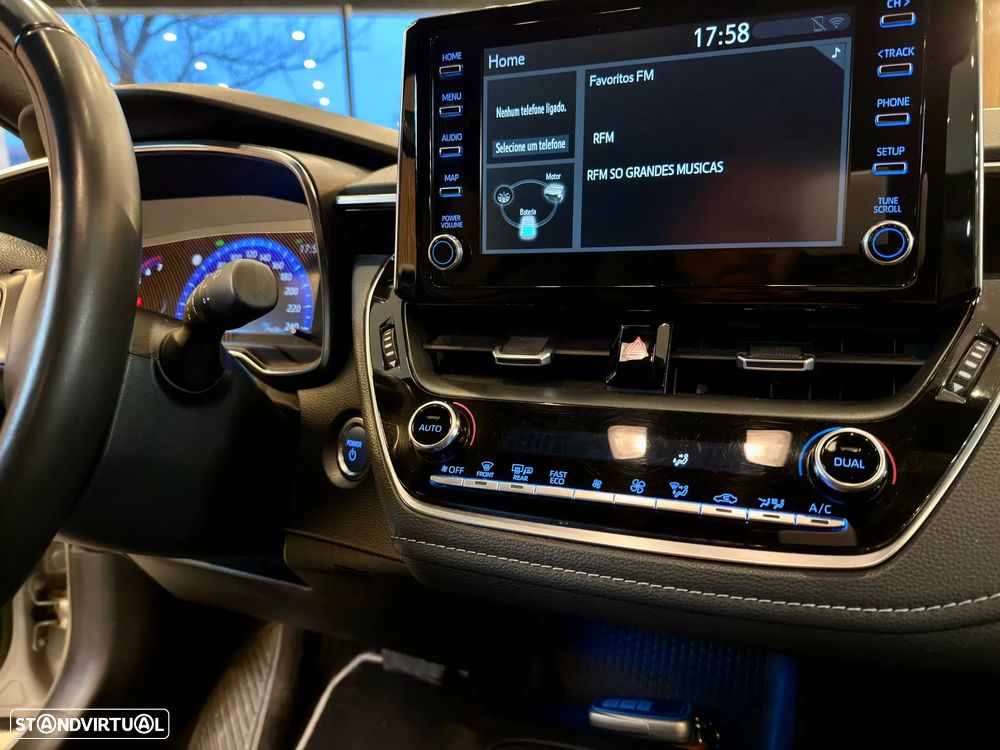 Toyota Corolla SW - 25