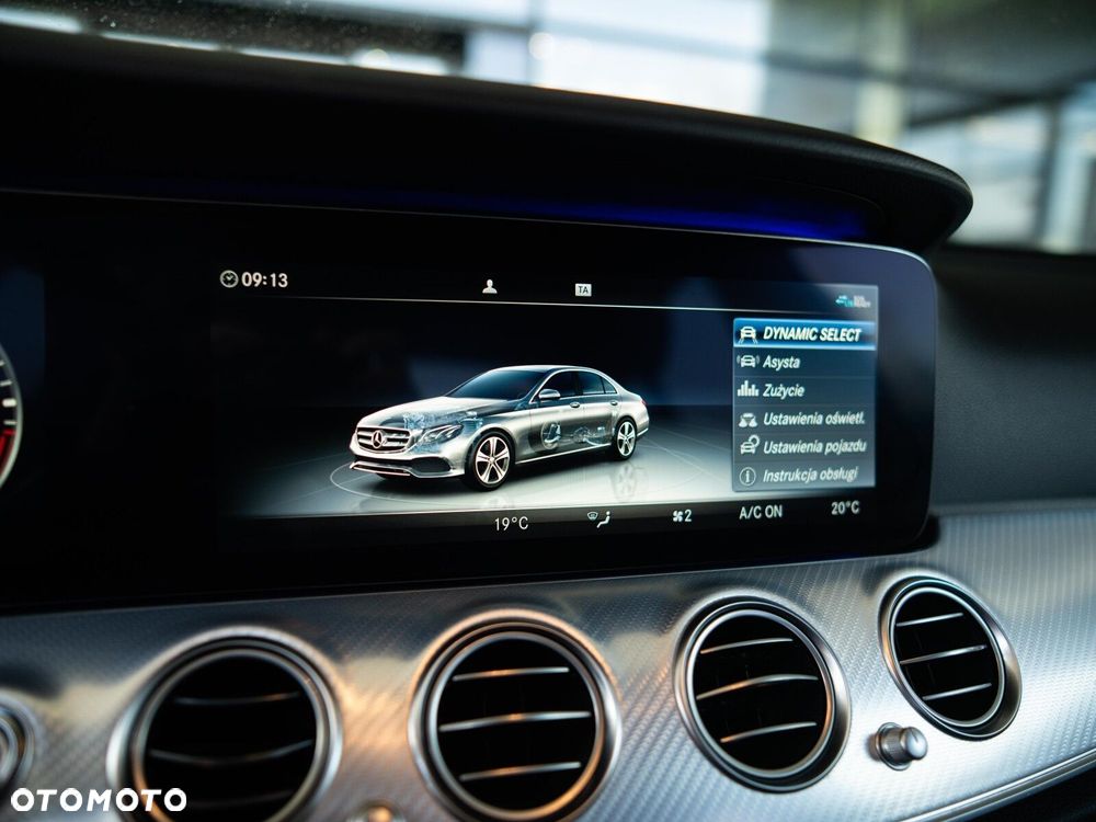 Mercedes-Benz Klasa E 200 d Business Edition 9G-TRONIC - 22