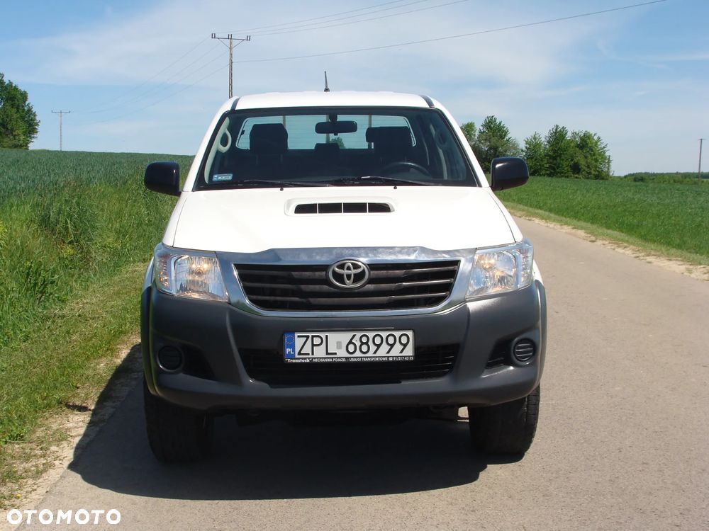Toyota Hilux 2.5 D-4D DLX - 2