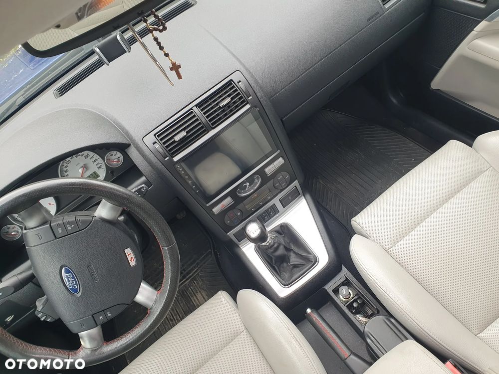 Ford Mondeo - 21
