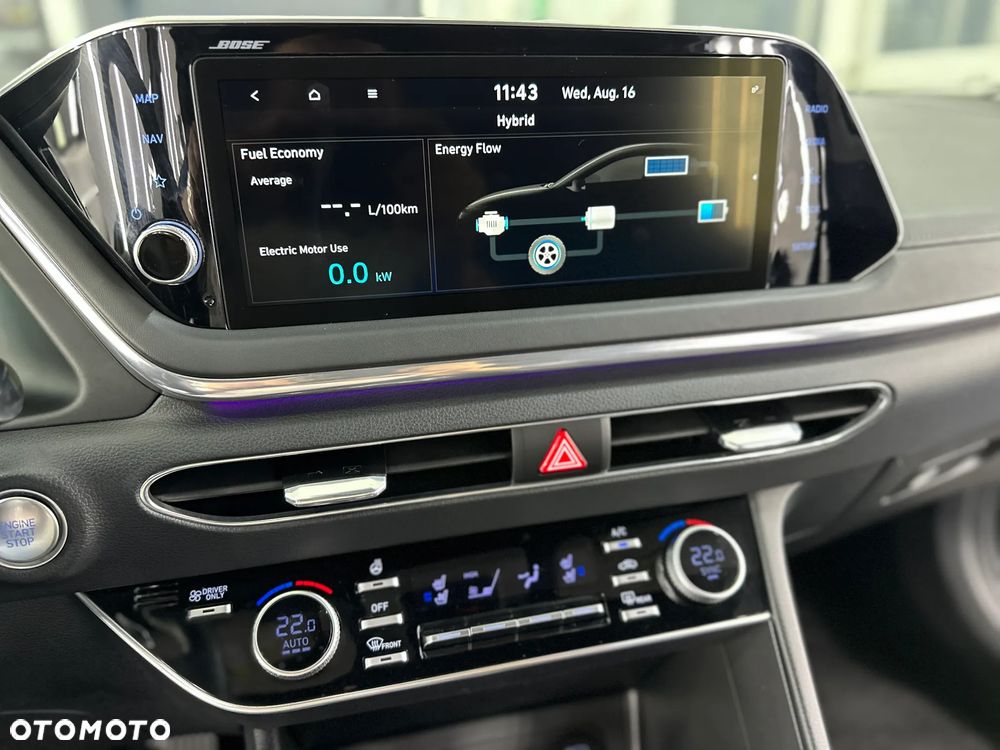 Hyundai Sonata - 21