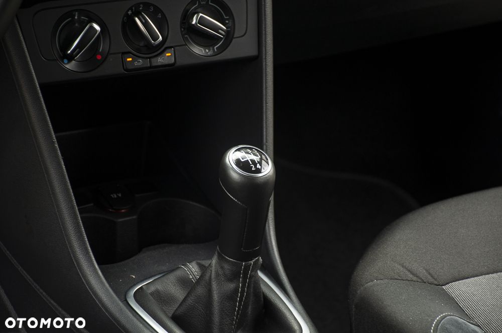 Volkswagen Polo 1.4 Style - 38