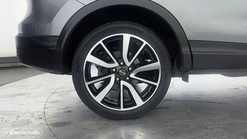 Nissan Qashqai 1.6 dCi Tekna J19 - 17