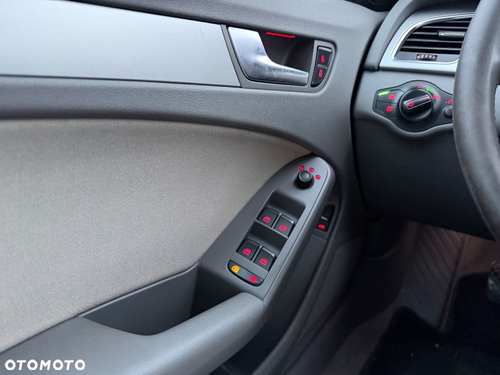 Audi A4 Limousine - 9