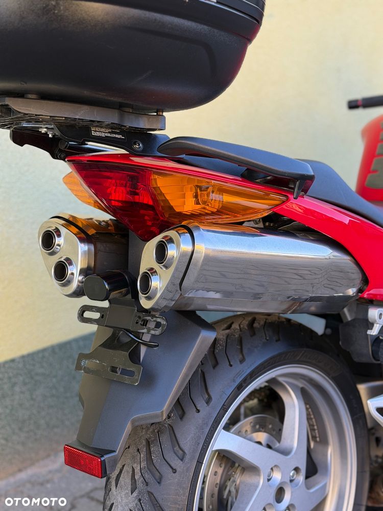 Honda VFR - 11