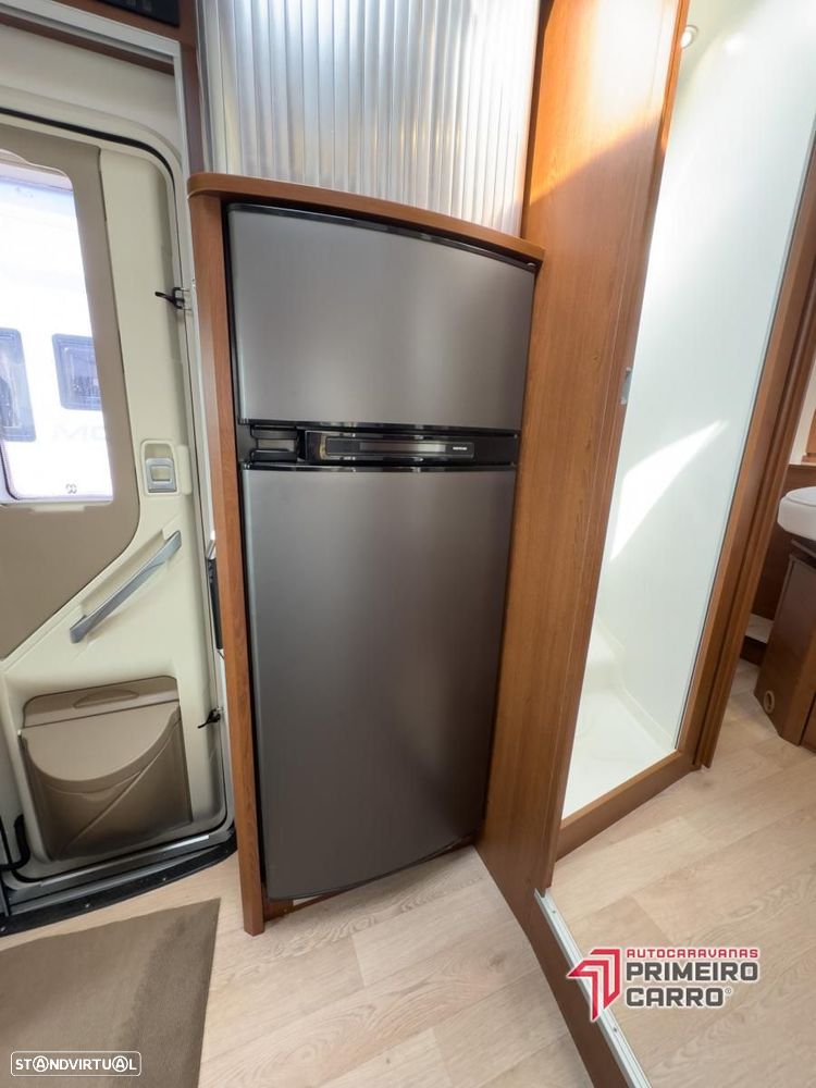 Rapido Serie 6F 696 FF Premium c.central e basculante - 37