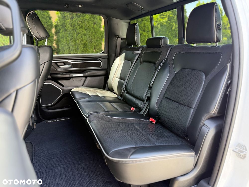 RAM 1500 Crew Cab Laramie - 33