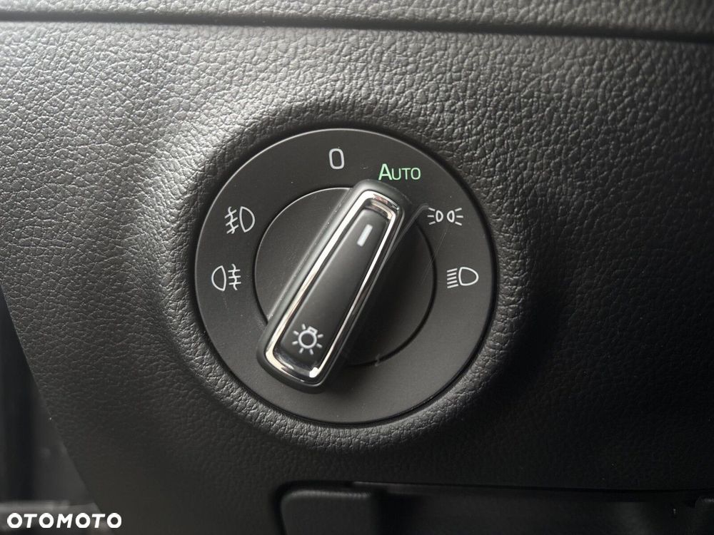 Skoda Superb 1.5 TSI Ambition DSG - 11