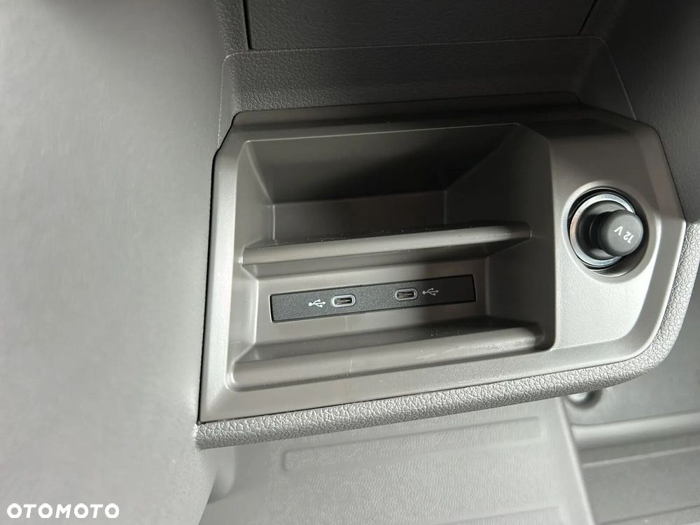 Volkswagen Crafter Volkswagen Crafter 35 Furgon AUTOMAT/L3H3, 2.0TDI 177KM, r.o. 3640 - 29