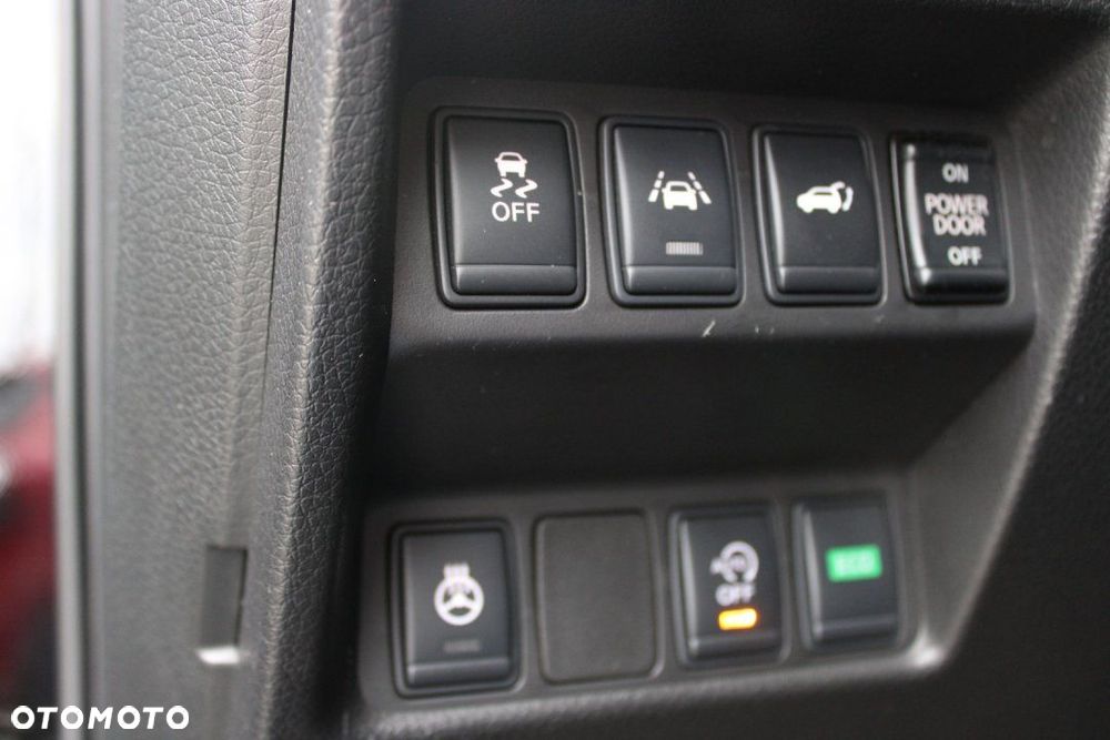 Nissan X-Trail - 23