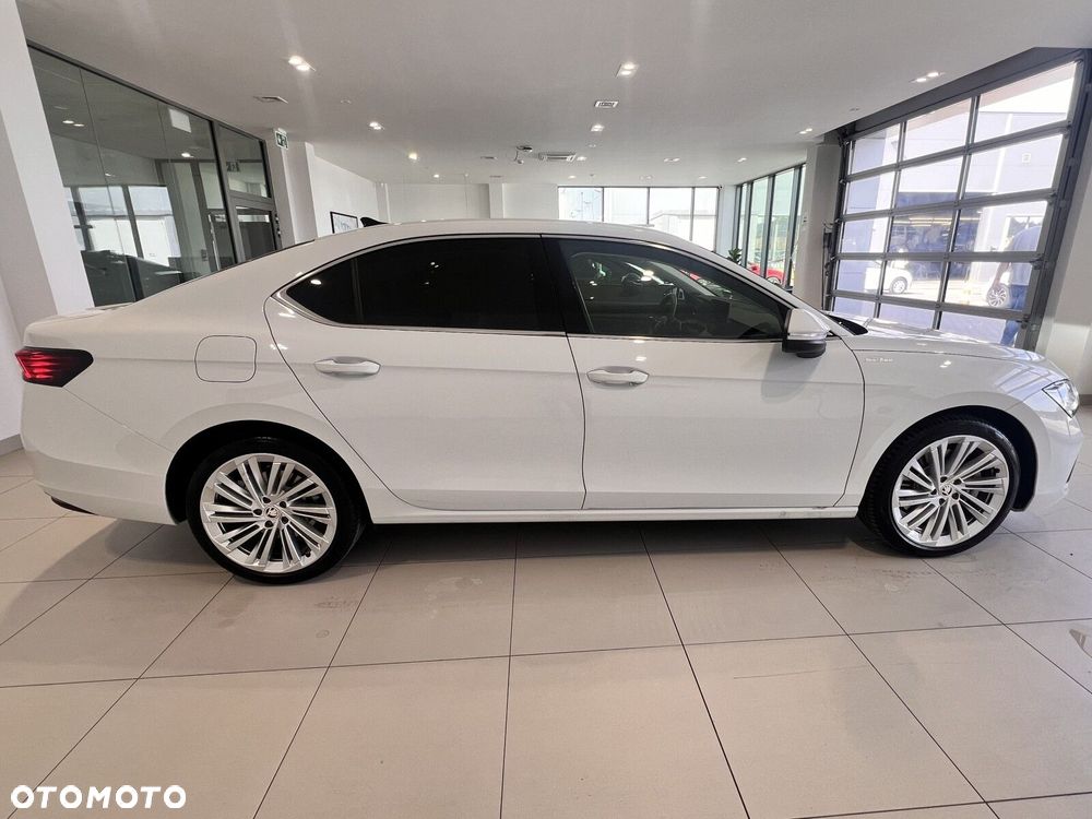 Skoda Superb 2.0 TSI 4x4 L&K DSG - 8