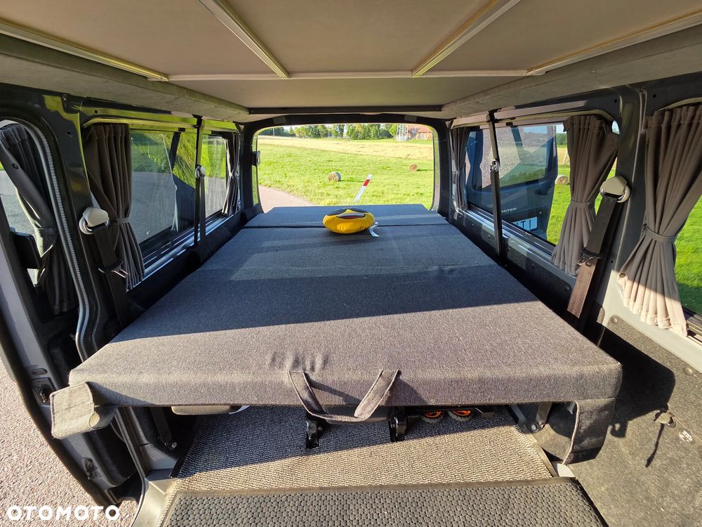 Volkswagen Transporter L2H1 - 11