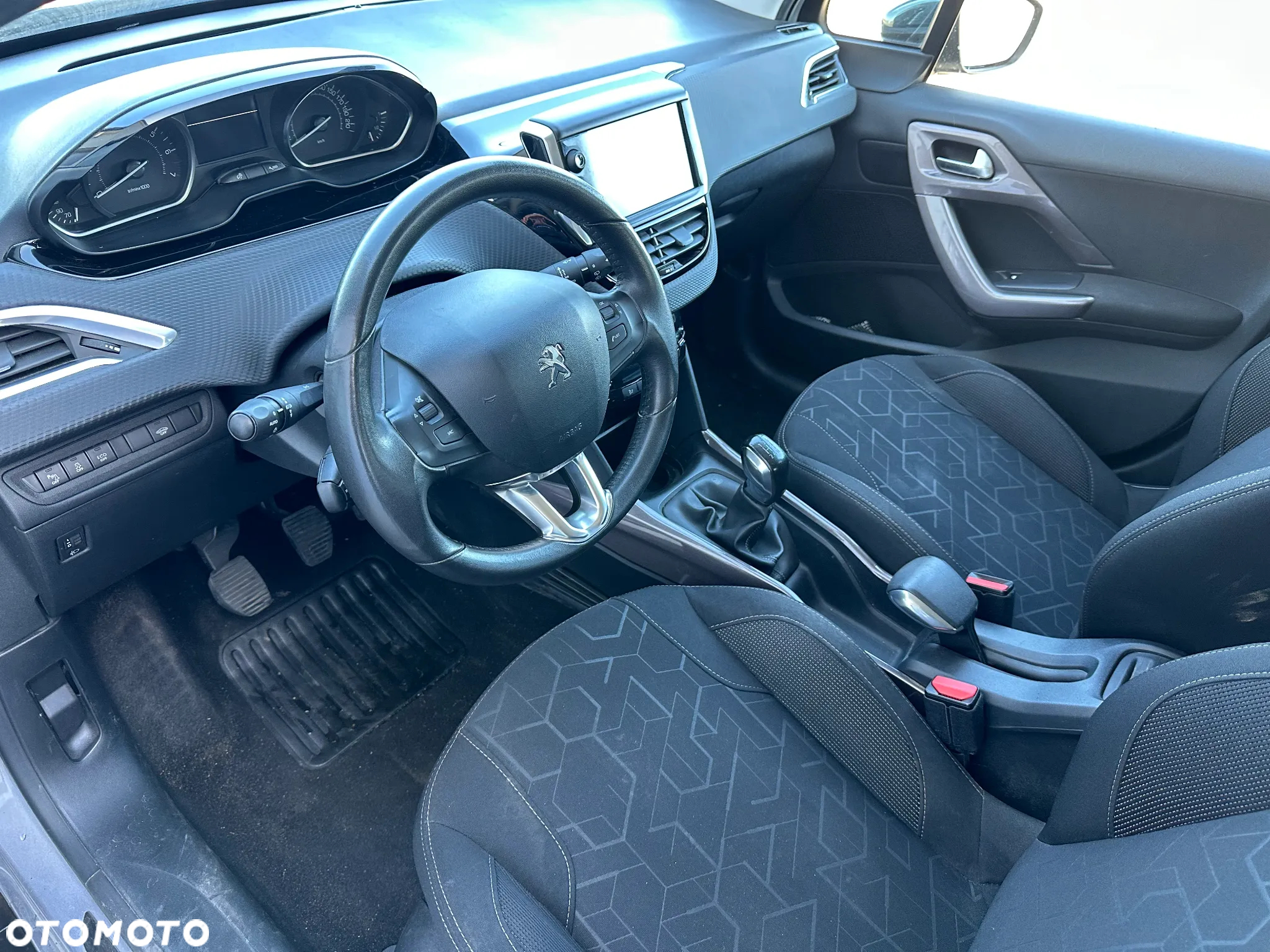 Peugeot 2008 PureTech 82 Active - 8