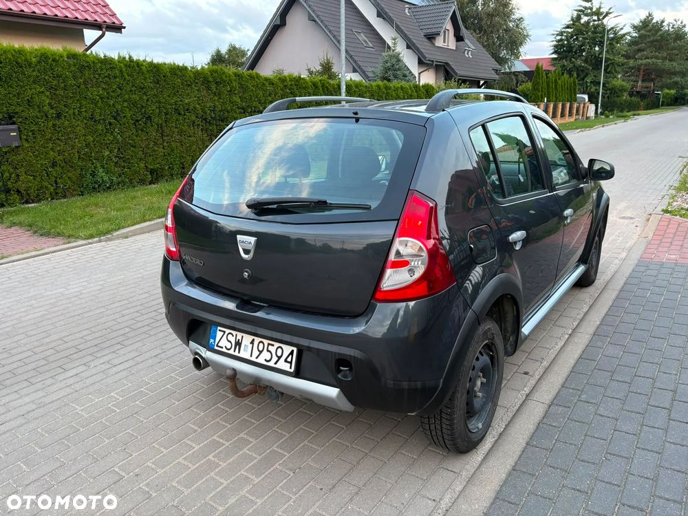 Dacia Sandero Stepway2 1.6 - 7