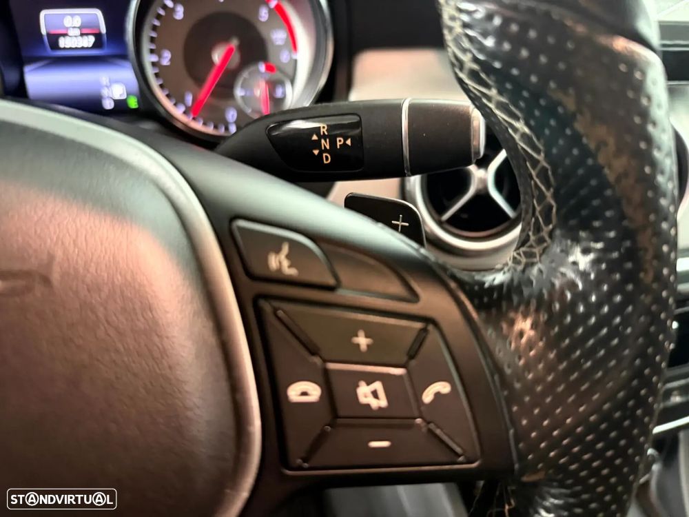 Mercedes-Benz GLA 200 - 28