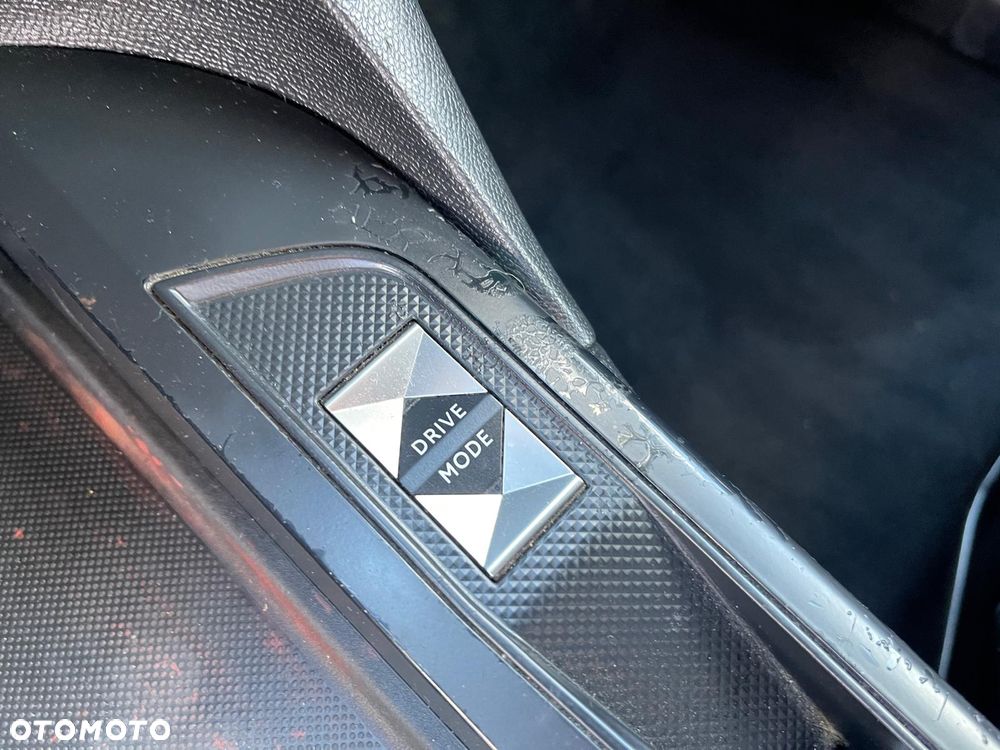 DS Automobiles DS 3 Crossback 1.2 PureTech Chic - 19