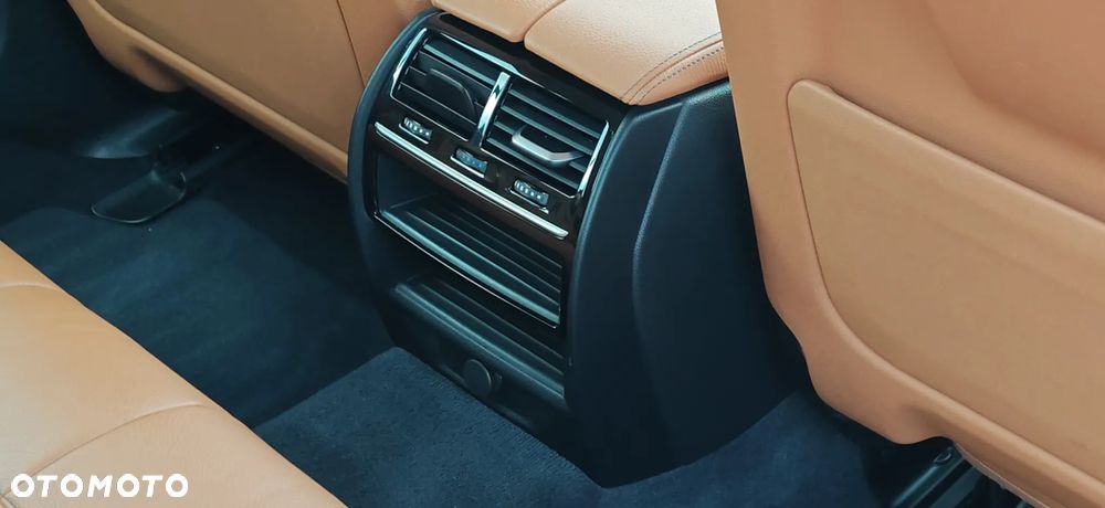 BMW Seria 5 520d Sport Line - 20