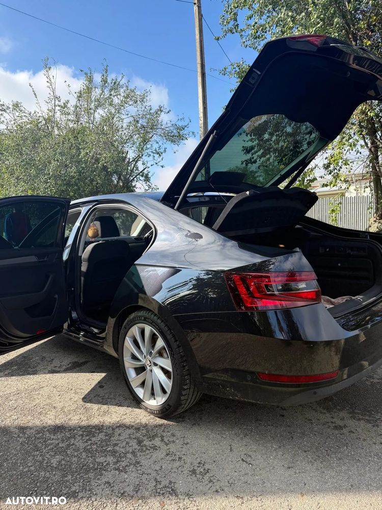 Skoda Superb - 1