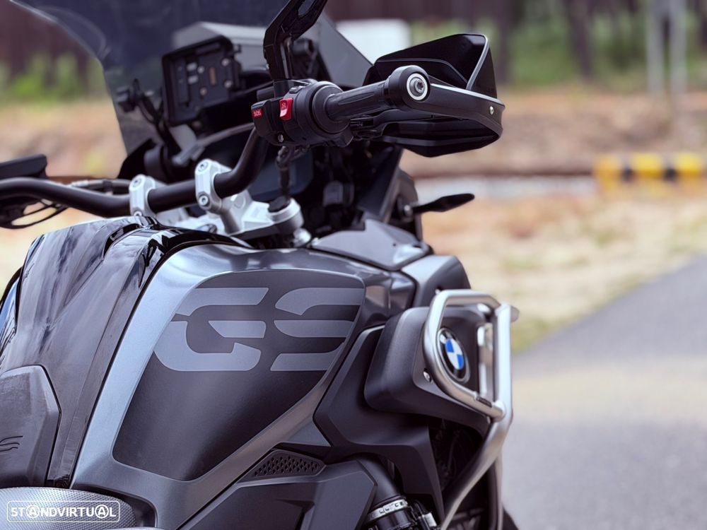 BMW R 1250 GS triple black - 11