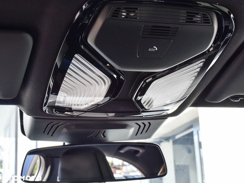 BMW M3 Competition xDrive sport - 24