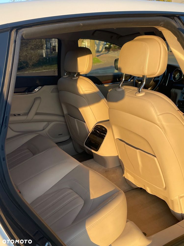 Maserati Quattroporte D - 21