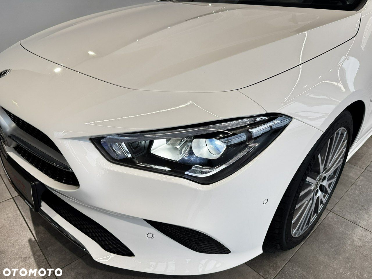 Mercedes-Benz CLA - 10