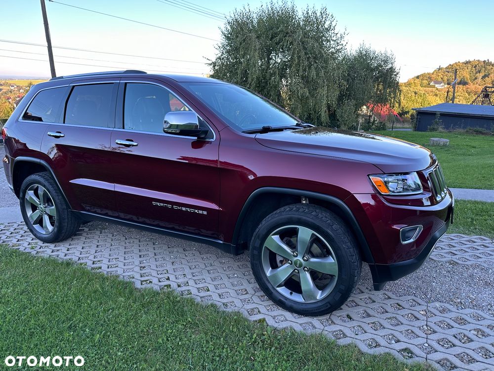 Jeep Grand Cherokee - 16
