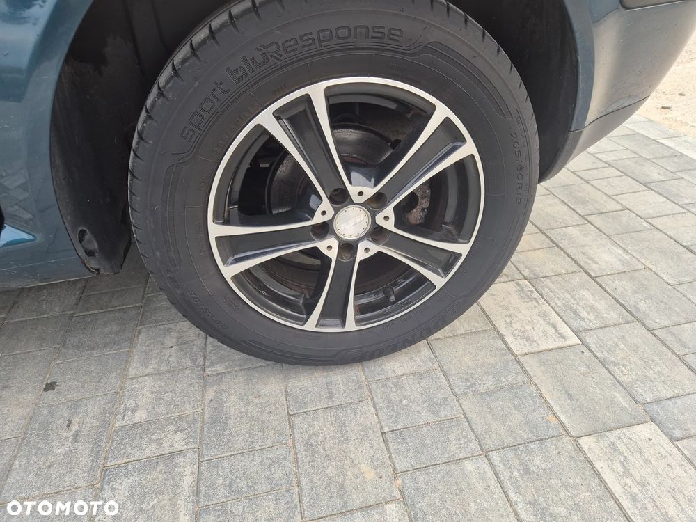 Volkswagen Golf - 15