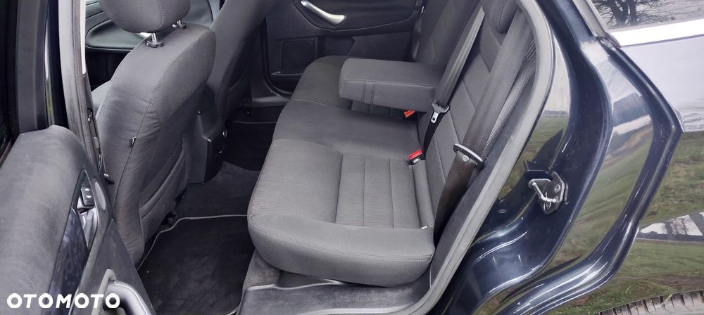Ford Mondeo - 21