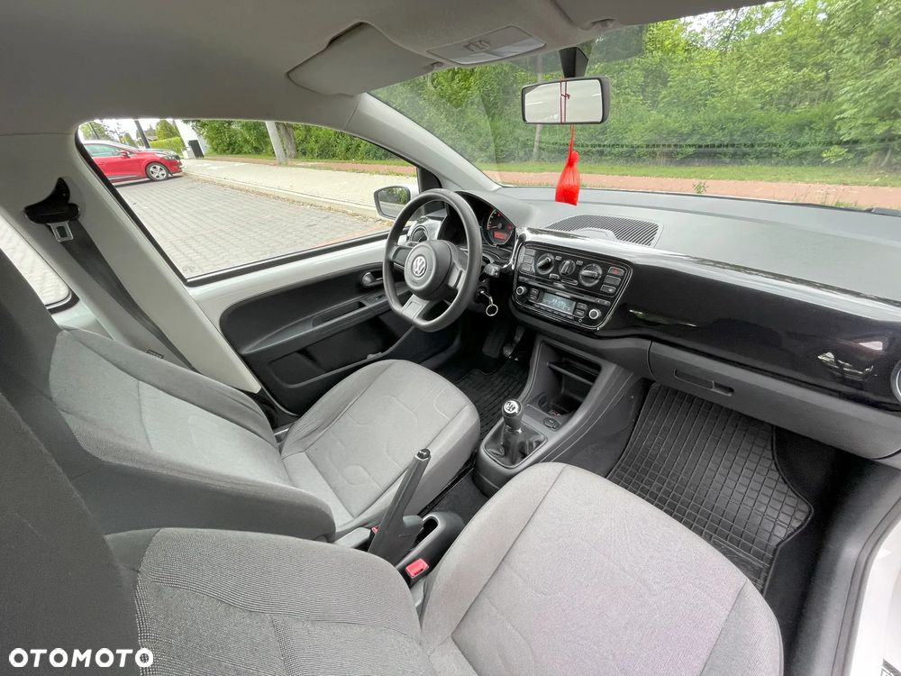 Volkswagen up! - 26
