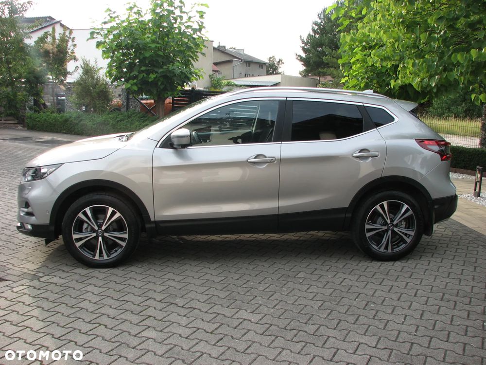 Nissan Qashqai 1.2 DIG-T N-Connecta EU6 - 15
