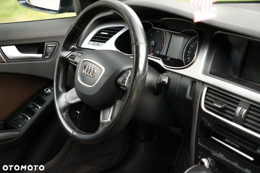 Audi A4 Allroad 2.0 TDI DPF S tronic - 23