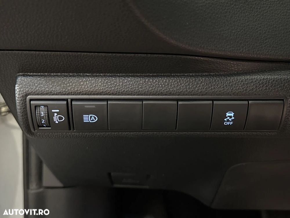 Toyota Corolla - 15