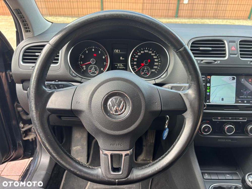 Volkswagen Golf - 13