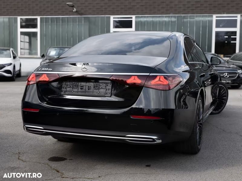 Mercedes-Benz E 300de 9G-TRONIC - 3