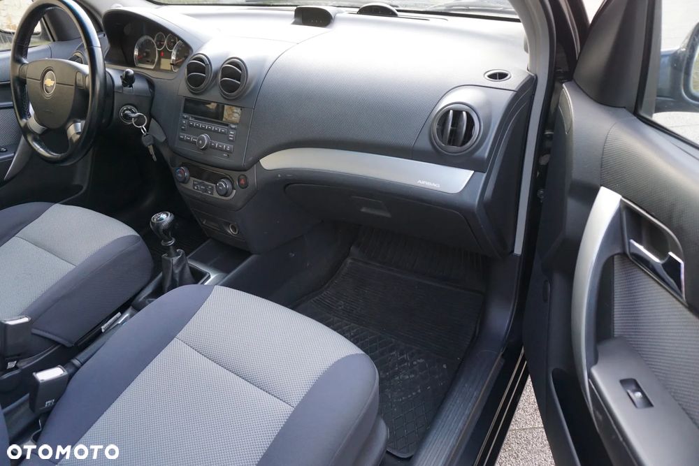 Chevrolet Aveo 1.4 16V LT - 15