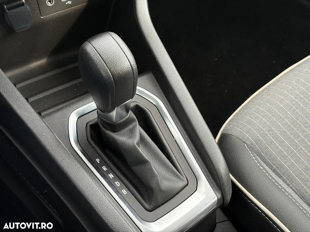 Renault Clio V E-Tech 145 Techno - 8