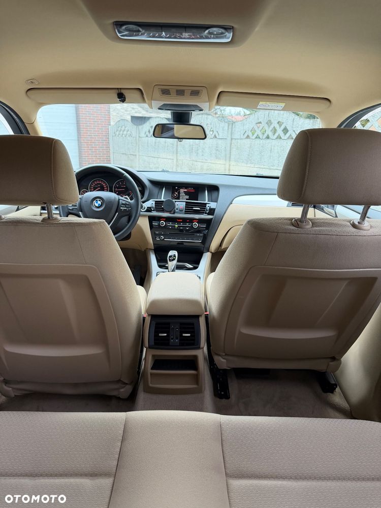 BMW X4 xDrive28i xLine - 11