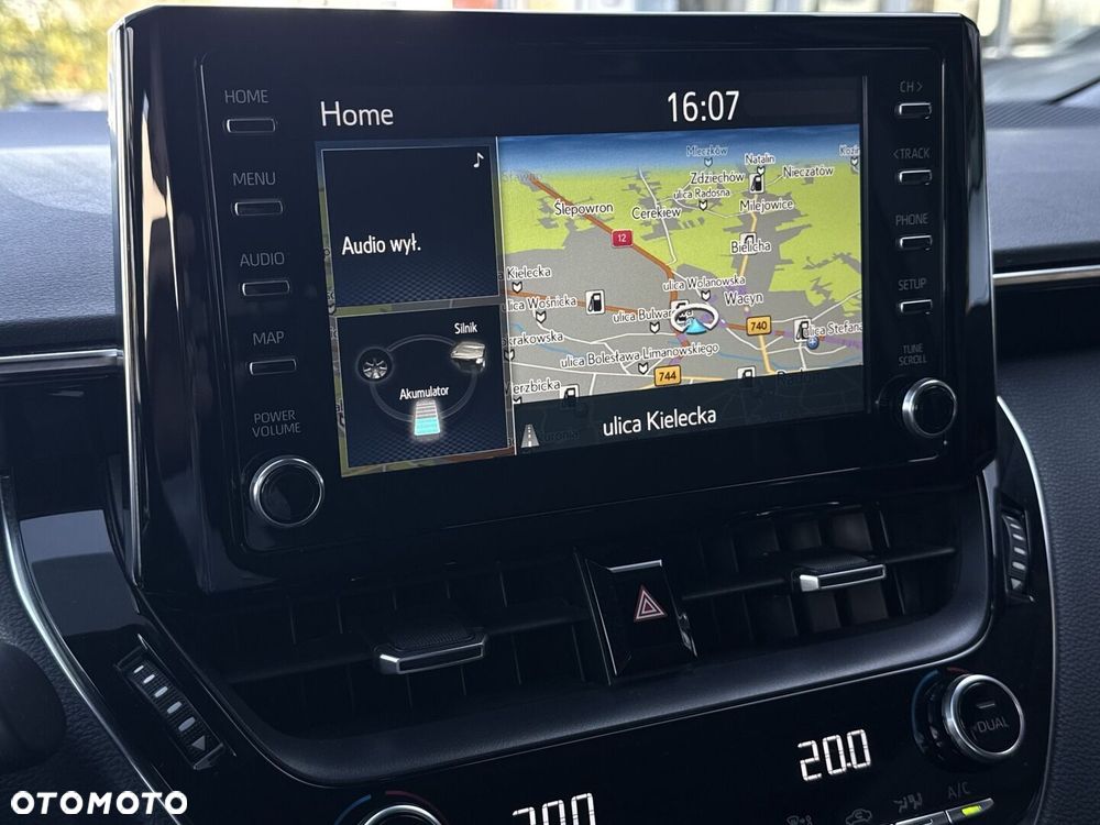 Toyota Corolla 1.8 Hybrid Comfort - 22