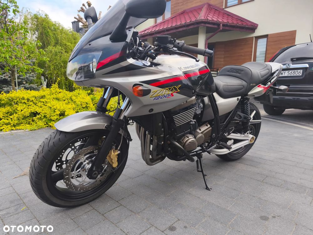 Kawasaki ZRX - 6