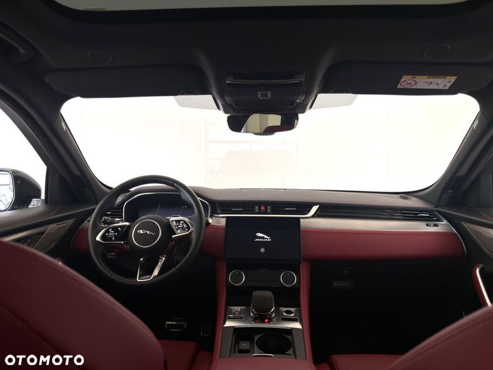 Jaguar F-Pace 2023 photo 3