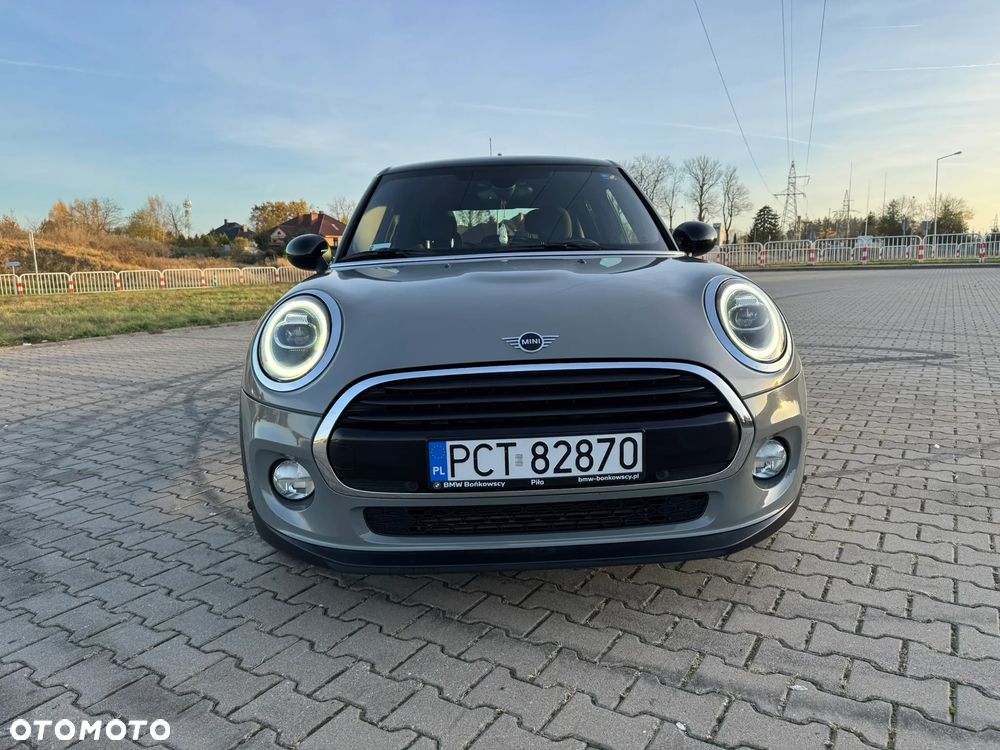MINI Cooper Standard
