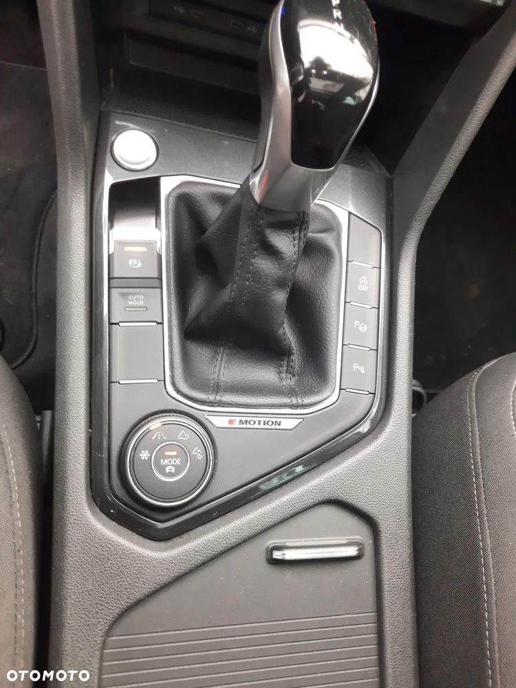 Volkswagen Tiguan 2.0 TDI BMT SCR 4Mot Comfortline DSG - 17
