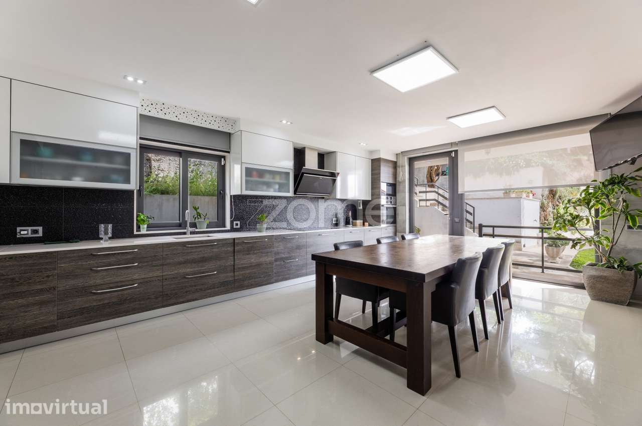 Moradia T4 Vista Mar - Grande imagem: 4/55